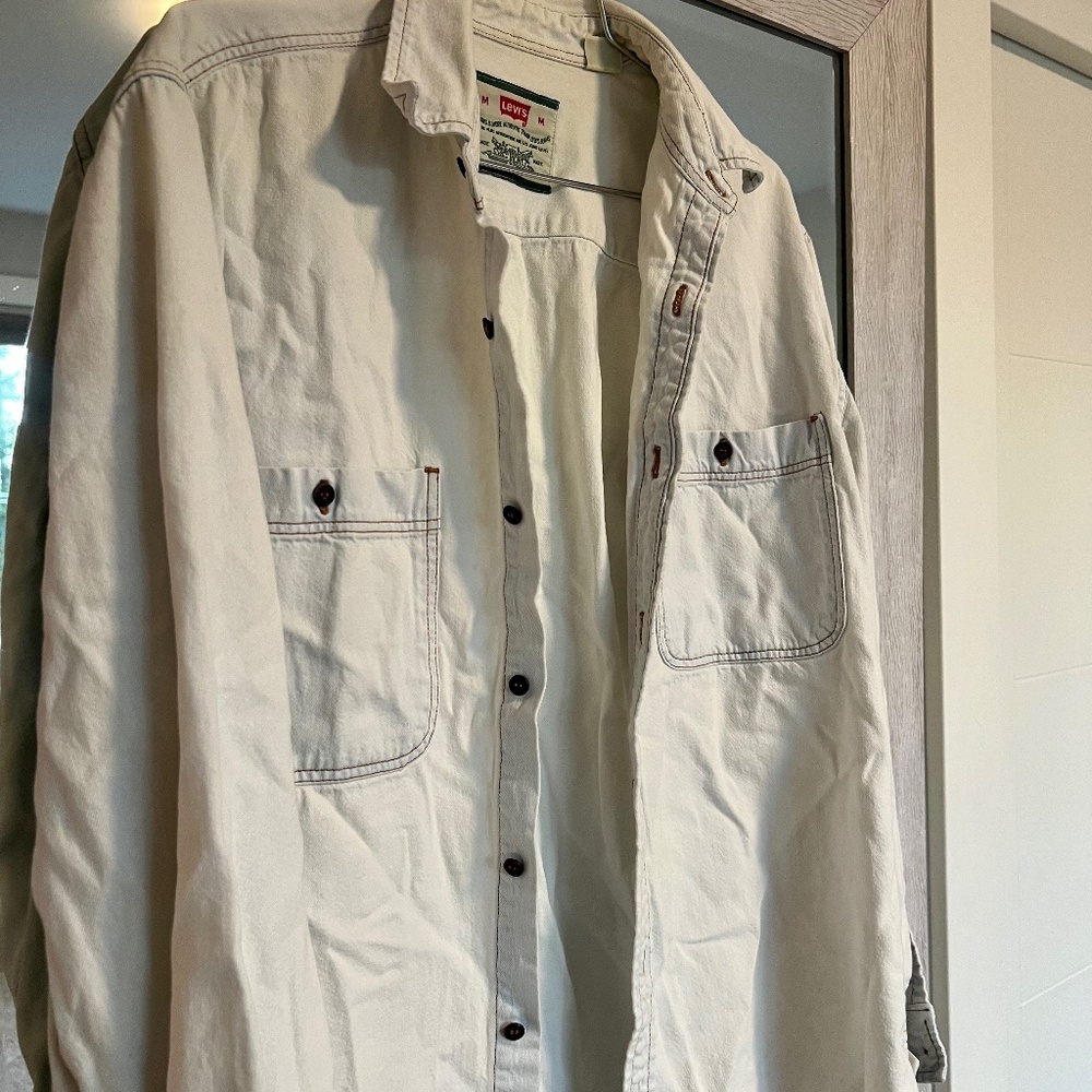 Retro 90s Levi jeans button up shirt